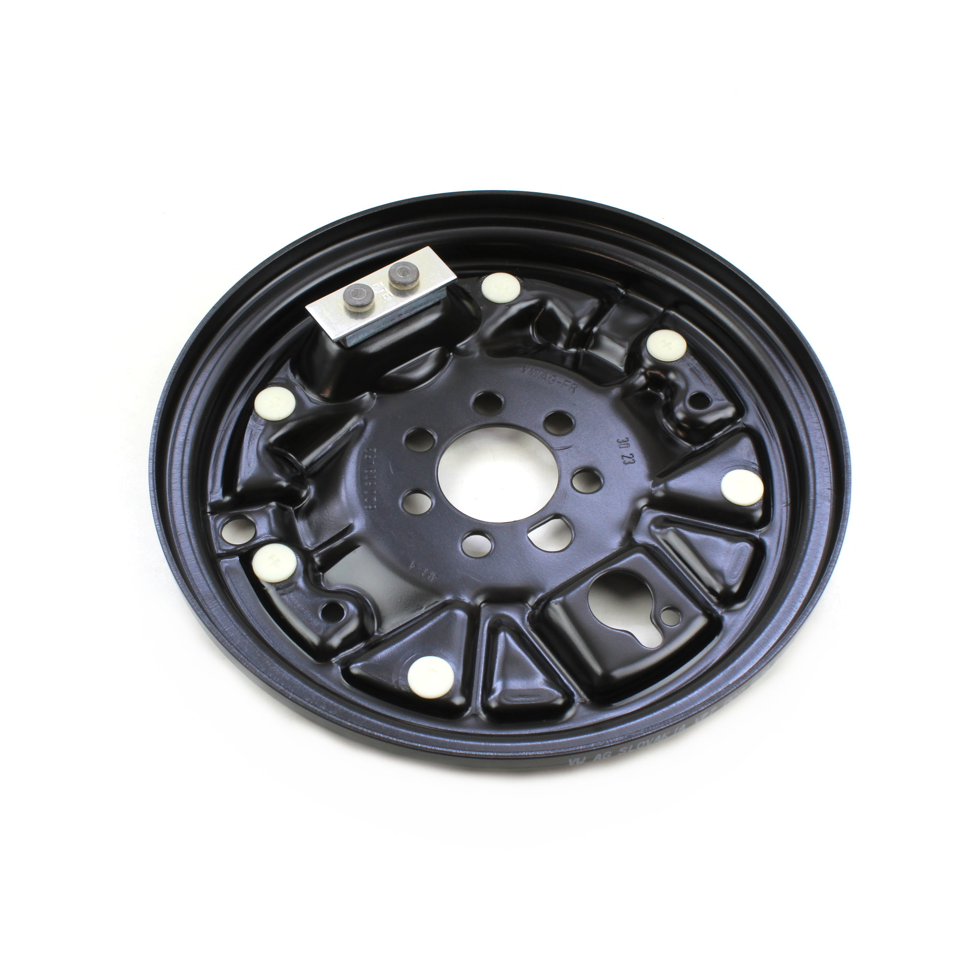 Trägerblech Trommelbremse hinten rechts